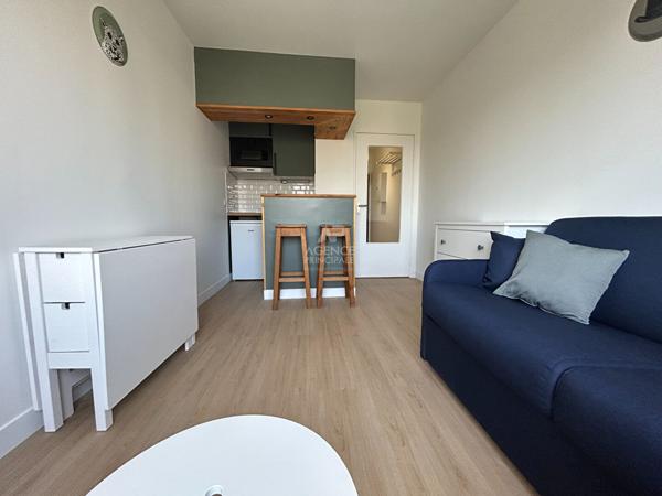 Appartement Poissy 1 pièce(s) meublé 19.40 m2 Loyer 716 €/mois charges comprises **  - Référence  9212