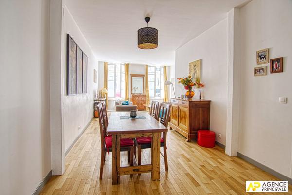 Versailles Notre-Dame Parc Appartement "esprit maison" 5 pièces 94.24 m² carrez €795 000 ** - Référence 27245