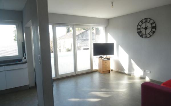 Maison à vendre    3 pièces •  Colayrac-Saint-Cirq