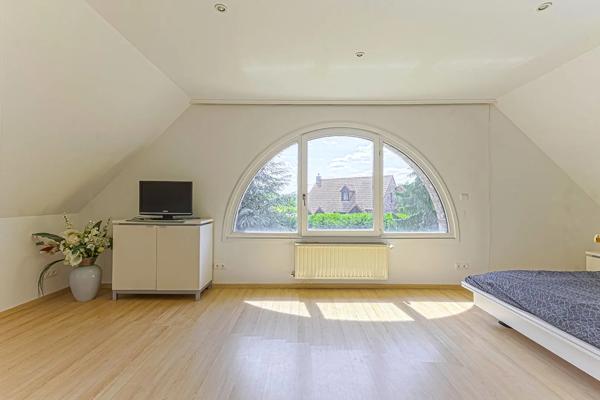 Maison à vendre 5 pièces 179.92m² Neuville-en-Ferrain (59960)