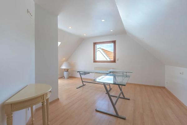 Maison à vendre 5 pièces 179.92m² Neuville-en-Ferrain (59960)