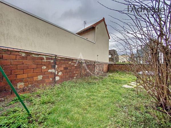 SURESNES/Liberté Studio avec jardin privatif