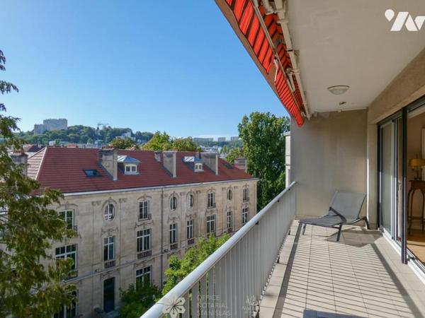 Nancy : Appartement avec grand balcon, ascenseur et garage