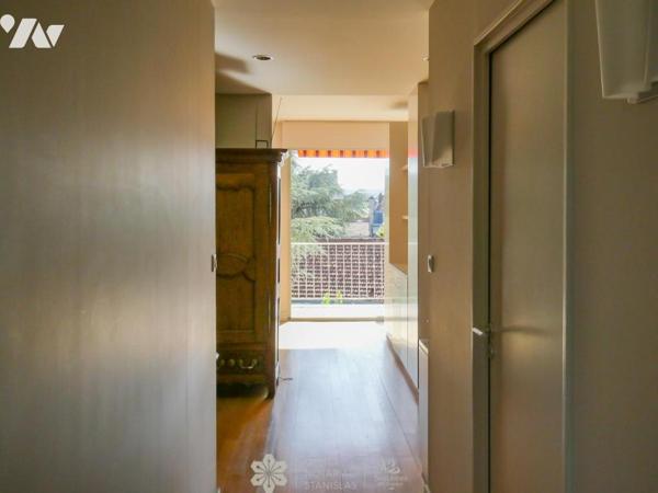 Nancy : Appartement avec grand balcon, ascenseur et garage
