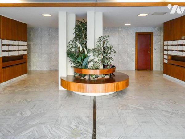 Nancy : Appartement avec grand balcon, ascenseur et garage