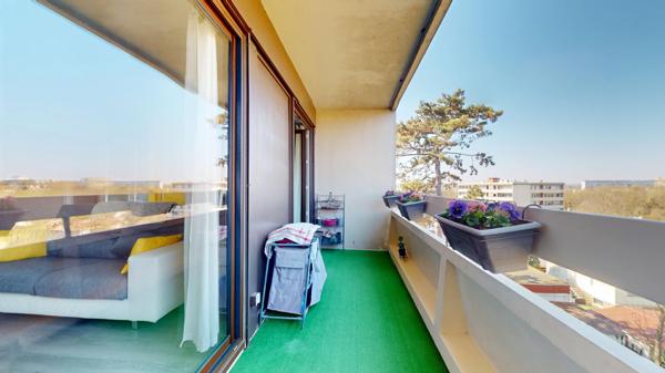 Appartement 5 pièces – proche Parc de la Source