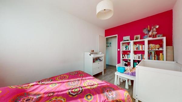 Appartement 5 pièces – proche Parc de la Source