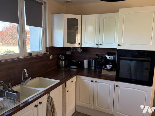 BUXEROLLES – MAISON DES CASTORS EN PIERRE – 160 m² – 4 CHAMBRES – 3 GARAGES – TERRAIN 780 m²