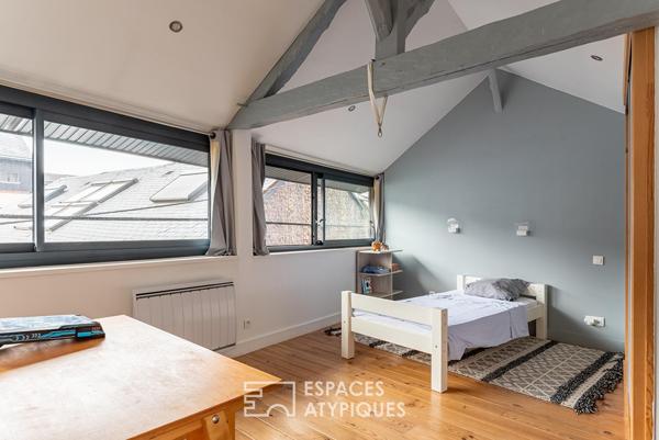 Triplex de caractère avec garage fermé et cave voûtée
