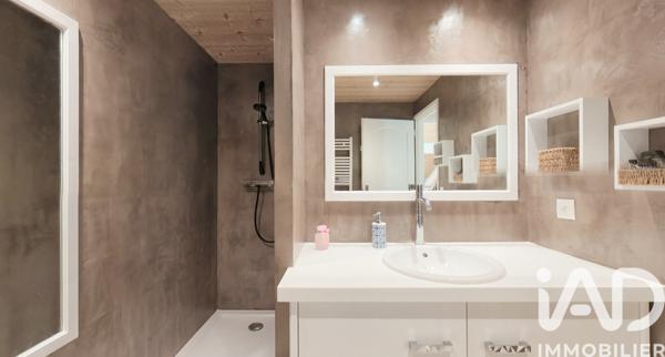 Maison à vendre 5 pièces 146 m² Saint-Jeoire-Prieuré
