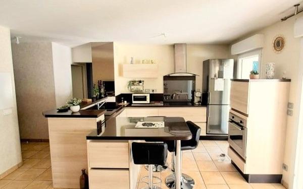 Appartement à vendre    3 pièces • 68 m2 Saint-Paul-lès-Dax