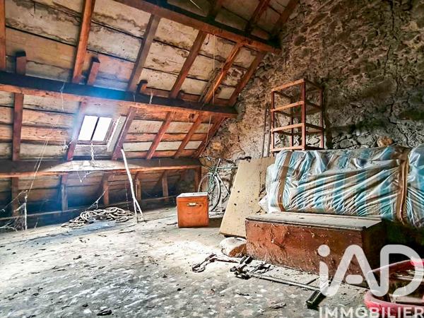 Maison à vendre 5 pièces 98 m² Saint Geniez d'Olt et d'Aubrac