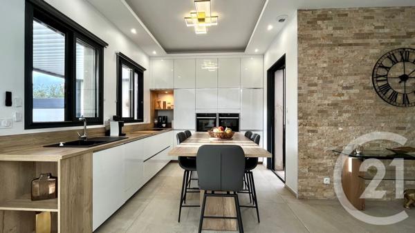 maison à vendre  5 pièces - 169,39 m2 LATTES - 34