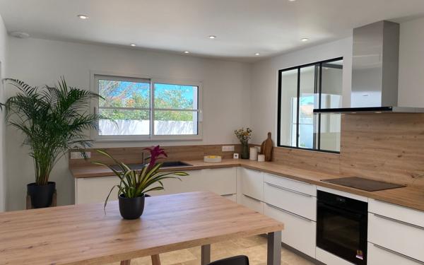 Maison à vendre    5 pièces •  Saint-Denis-d'Oléron