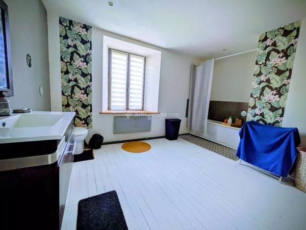 Vente Ferme 6 pièces 195 m2 à Gémonville