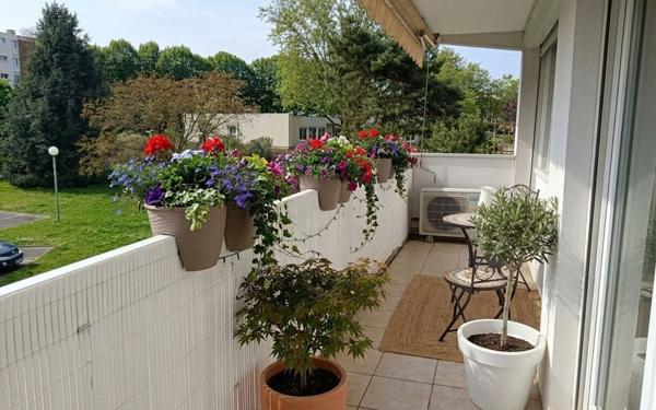 Appartement à vendre    3 pièces • 93,47 m2 Saint-Genis-Laval