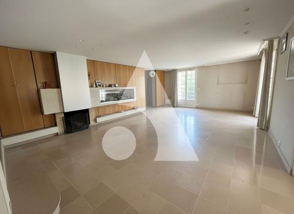 Maison 8 pièces 210 m2