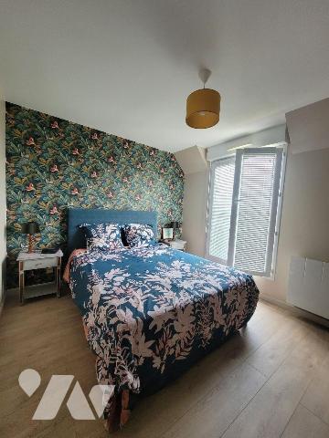 Appartement à Vendre à Pleurtuit (35730) en Ille-et-Vilaine (35)

Situé au troisième étage de...