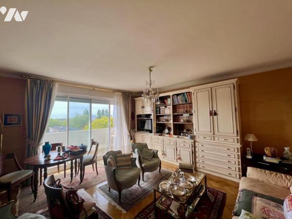APPARTEMENT ET GARAGE EN HYPER CENTRE DANS UNE RESIDENCE AV. ASCENSEUR