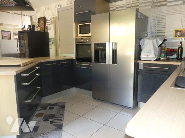 PROPRIETE INDEPENDANTE 172 M²