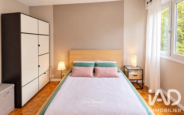 Location studio 63 m² Aubergenville