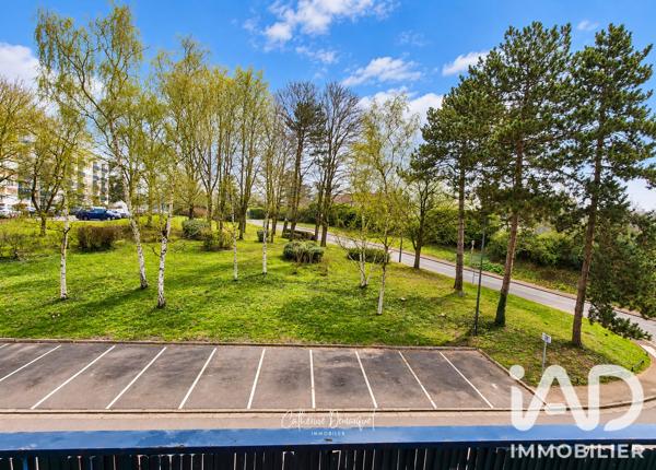 Location studio 63 m² Aubergenville
