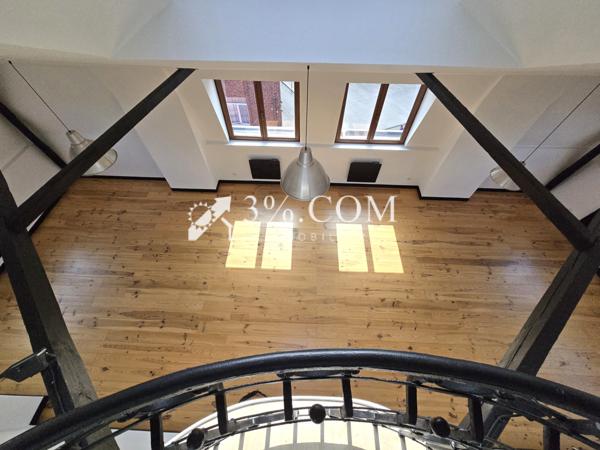 Loft 2 pièce(s) 1 chambre(s) 92 m²