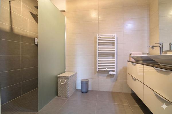 Appartement Annecy-Le-Vieux 4 pièce(s) 107 m2