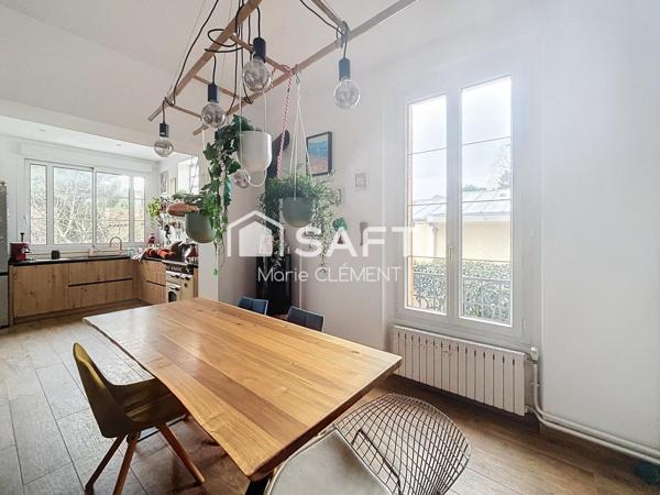 Maison d'architecte au coeur de la ville, 5 chambres, garage jardin sans vis à vis