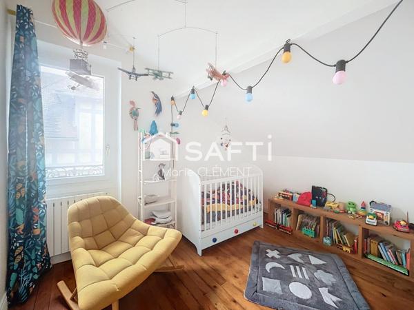 Maison d'architecte au coeur de la ville, 5 chambres, garage jardin sans vis à vis