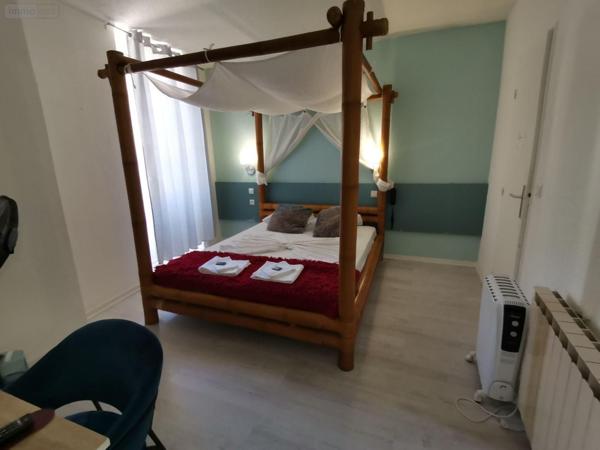 Local Professionnel et commercial à vendre à Chambéry en Savoie (73000), ref : 73007-131