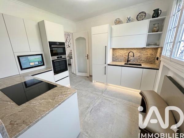 Maison à vendre 9 pièces 222 m² Verneuil-en-Halatte