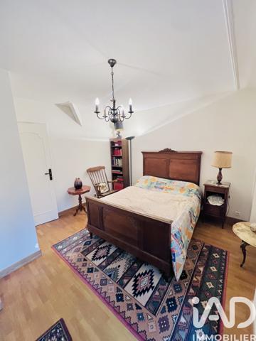 Maison à vendre 9 pièces 222 m² Verneuil-en-Halatte