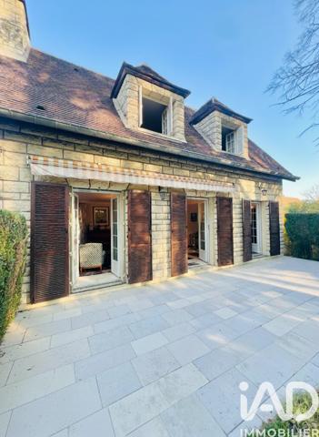 Maison à vendre 9 pièces 222 m² Verneuil-en-Halatte