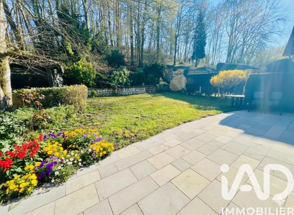 Maison à vendre 9 pièces 222 m² Verneuil-en-Halatte