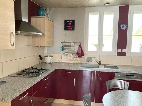 Maison plain pied Lagord , 2 chambres possibilité 3, garage et jardin.