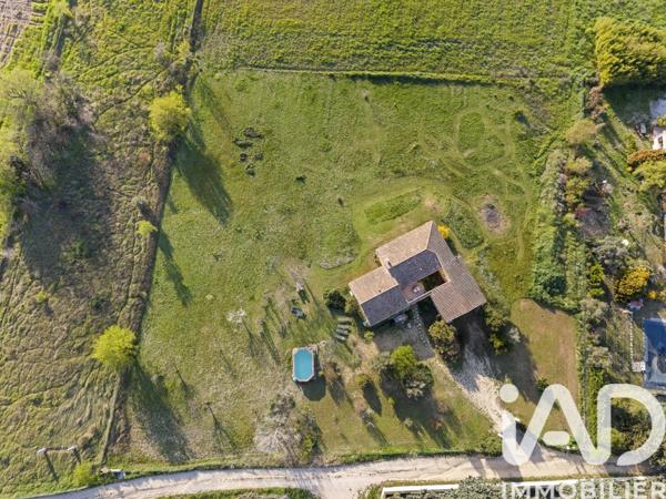 Maison à vendre 4 pièces 117 m² Aix-en-Provence