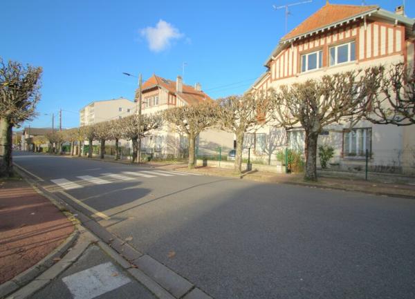 Appartement à vendre    3 pièces • 53 m2 La Chapelle-Saint-Mesmin