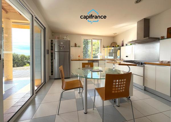 Toulouse 35 min, Roquemaure, villa d’architecte T7, 174 m², garage de 46 m², terrain 7500 m²