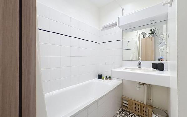 Appartement à vendre    2 pièces •  La Rochelle