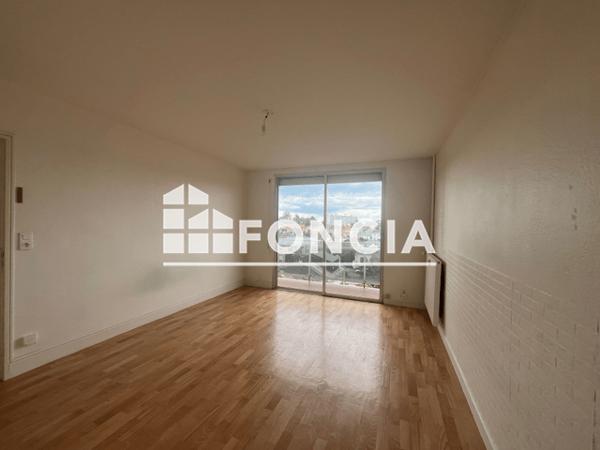 Location Studio 32.26 m² - 10 RUE CHARLES ARNAULT Cholet 49300