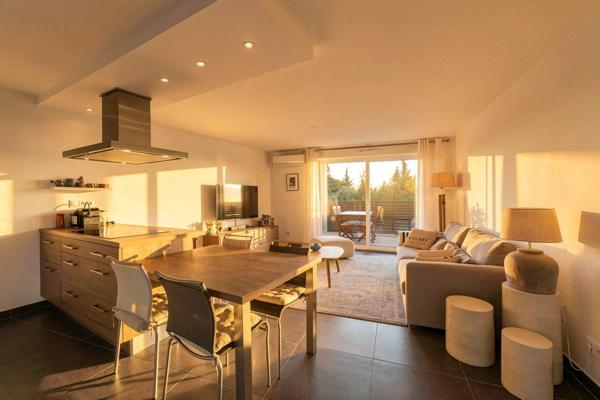 Vente Appartement de luxe Sanary-sur-Mer 3 Pièces 66 m²