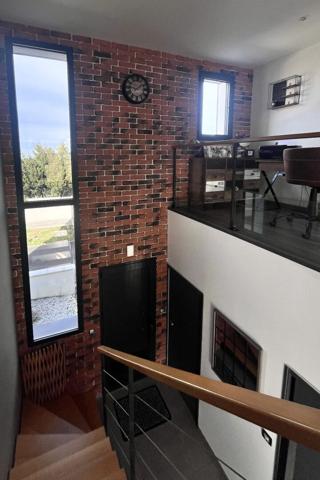 Maison 5 pièce(s) 170 m2 + maison T3 de 66m2, Sainte soulle 17220