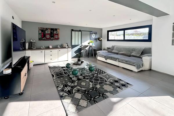 Maison 5 pièce(s) 170 m2 + maison T3 de 66m2, Sainte soulle 17220