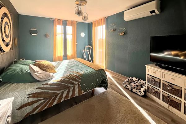 Maison 5 pièce(s) 170 m2 + maison T3 de 66m2, Sainte soulle 17220