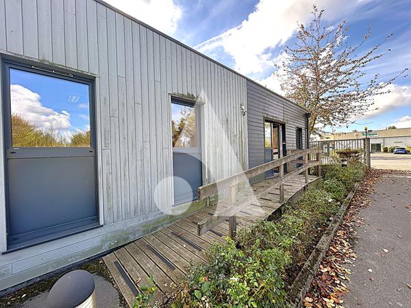 Local commercial 6 pièces 81.67 m2