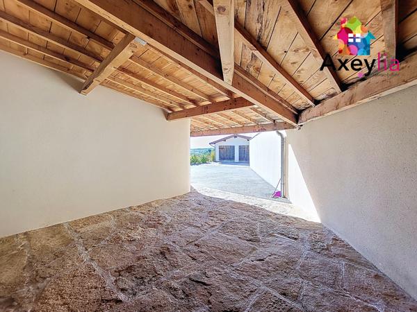 Charlieu (42190) A VENDRE - 5 MIN DE CHARLIEU - MAISON RENOVEE 4 CHAMBRES