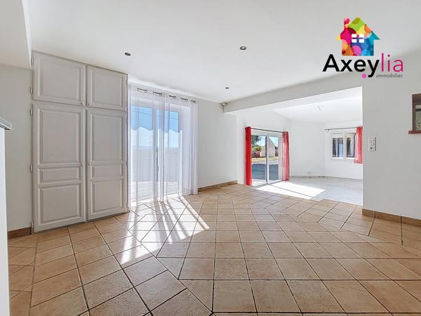 Charlieu (42190) A VENDRE - 5 MIN DE CHARLIEU - MAISON RENOVEE 4 CHAMBRES