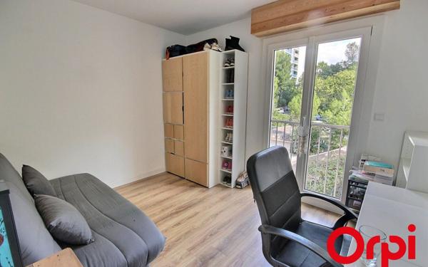 Appartement à louer    3 pièces • 80,71 m2 Marseille 13