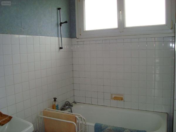 Maison individuelle à vendre à Neulliac dans le Morbihan (56300), ref : 063-351